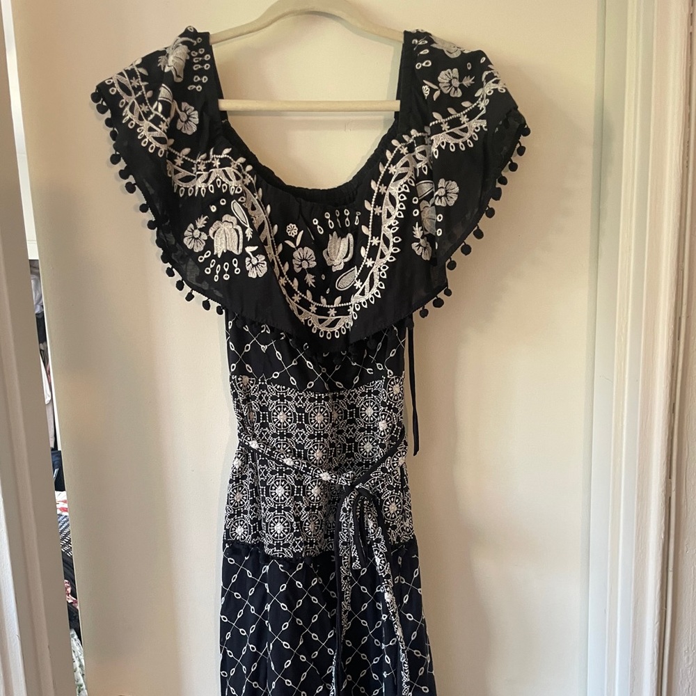 Anthropologie Black and White Marisol Off The Shoulder Embroidered Belted Dress - Picture 5 of 9